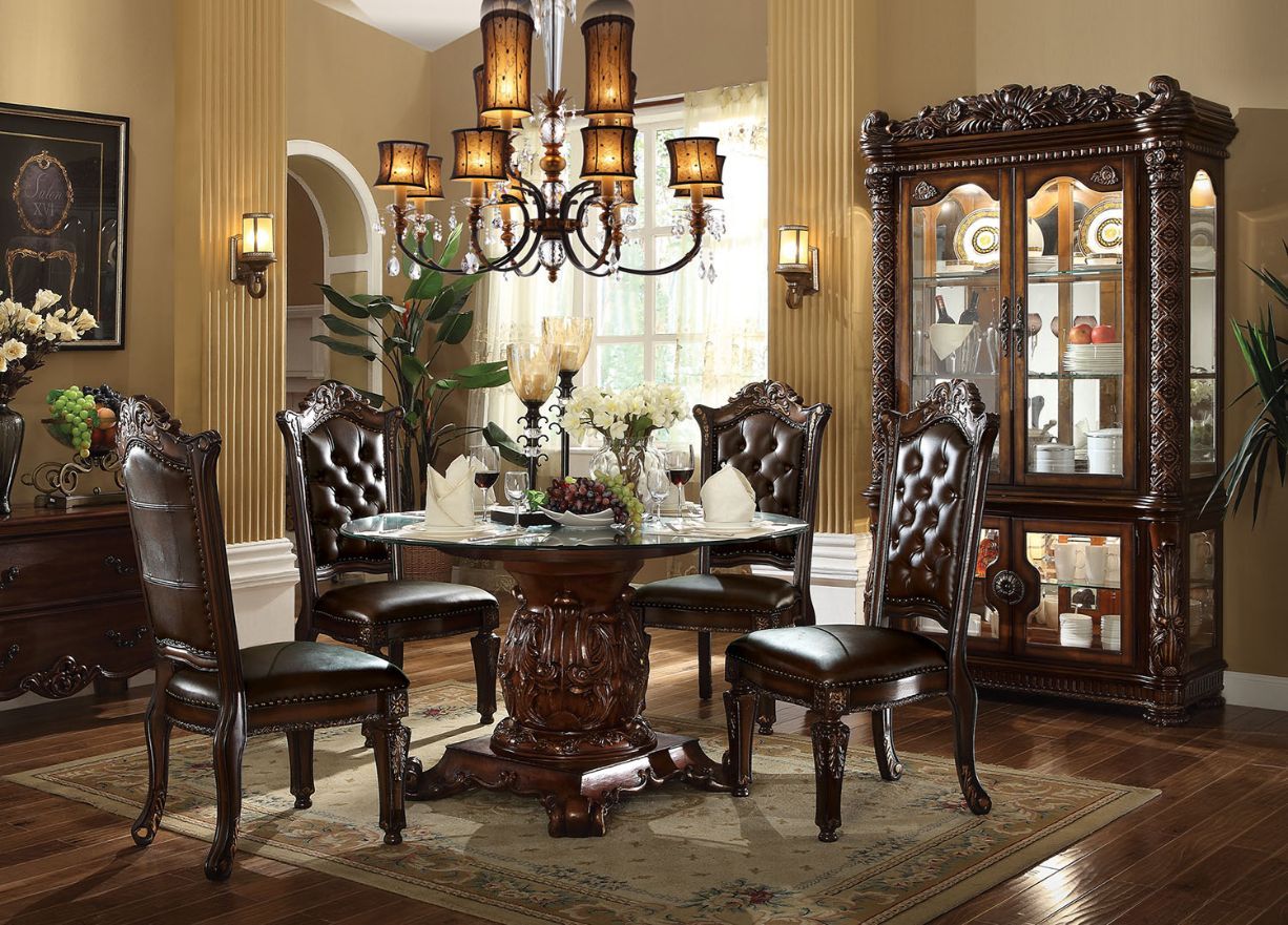Vendome - Round Dining Table - Clear Glass Top & Cherry