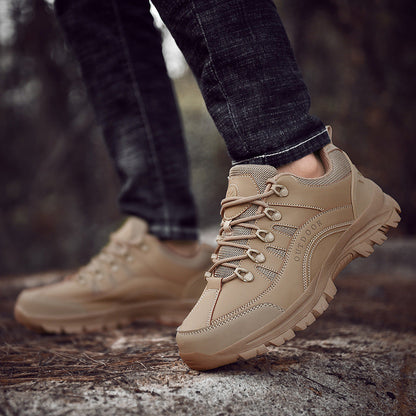 Boots Men's Autumn And Winter Outdoor Sneakers Leather Low-top Hiking Shoes Small Wholesale Delivery