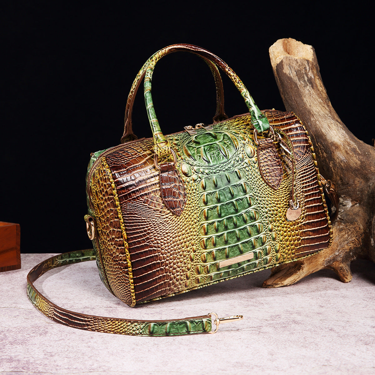 Fashion Crossbody Travel Retro Women's Bag