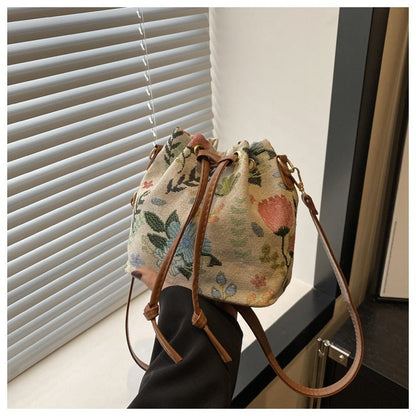 Retro Casual Travel Shoulder Crossbody Bag