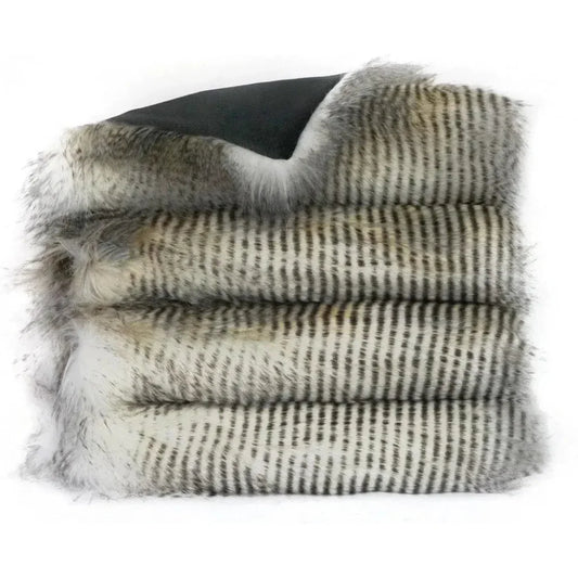 Alaskan Hawk Throw