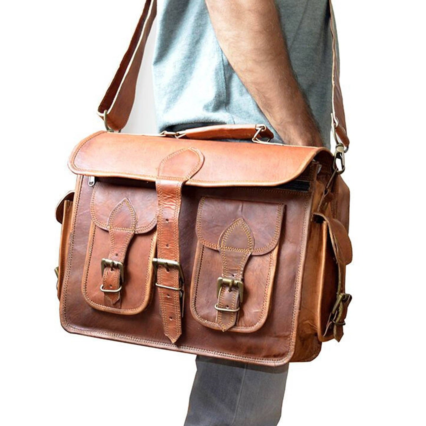 The Robert Capa Camera Messenger