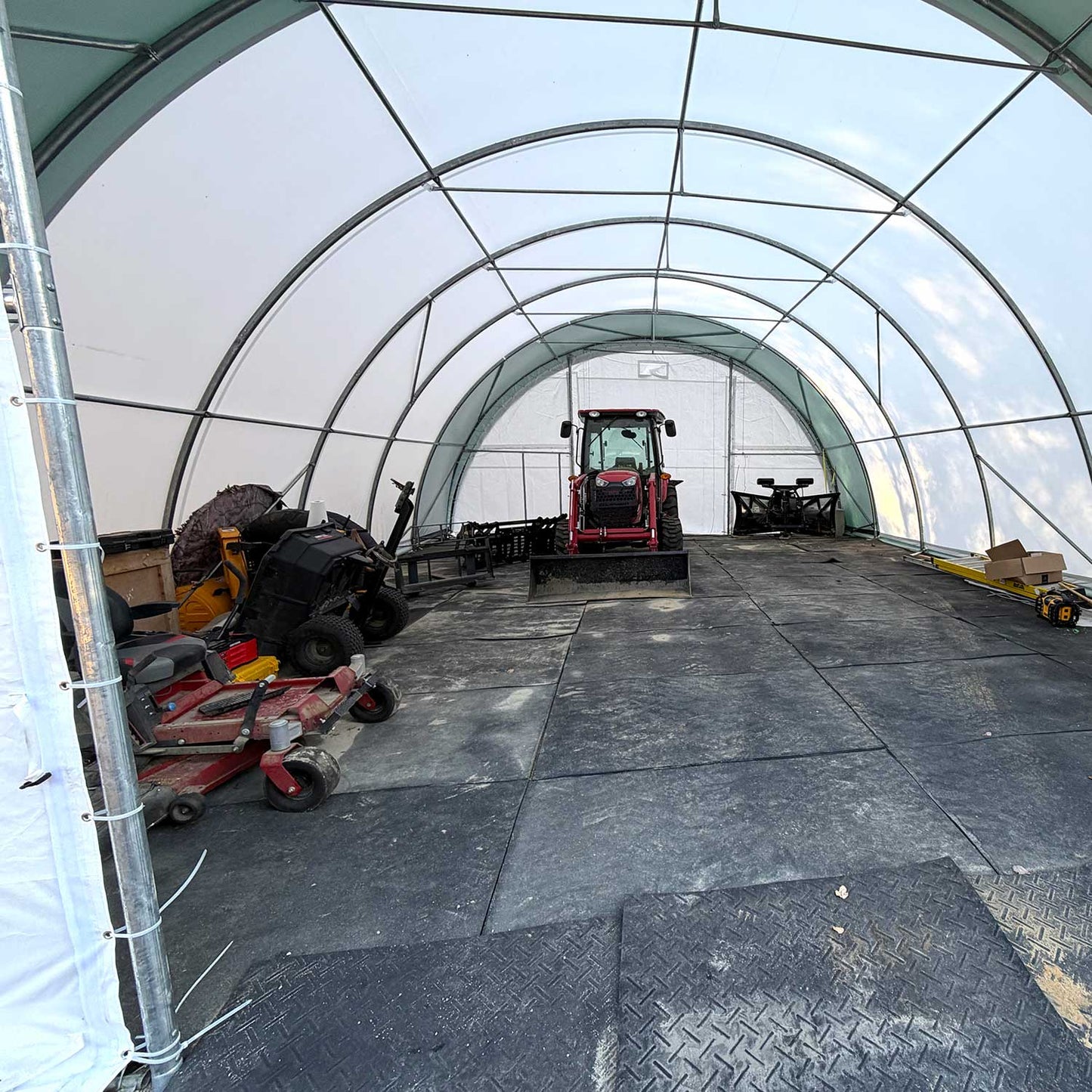 W30'xL40'xH15' Single Truss Arch Storage Shelter