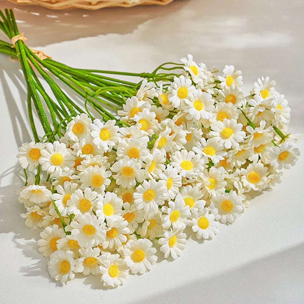 120heads Artificial Daisy Flowers Small Daisy Fake Flower Bouquet for Valentines Wedding Party Table Decoration DIY Home Decor
